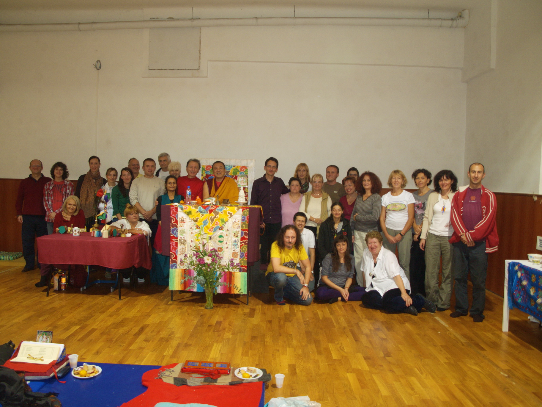 Group photo during the teachings given by Ven. Alak Tsawa Rinpoche